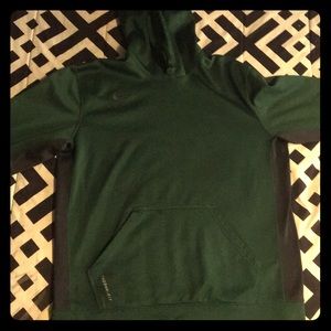 Men’s NIKE THERMA-FIT hoodie.